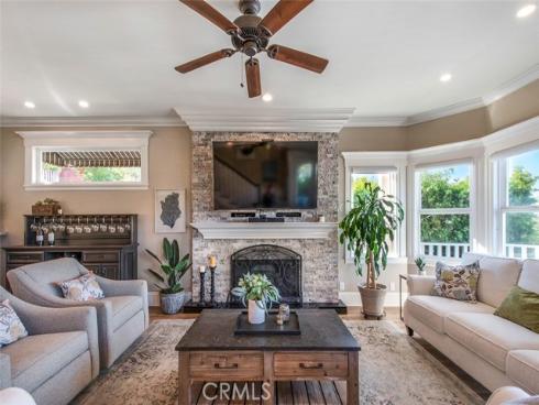 1025  Van Dyke   Drive, Laguna Beach, CA