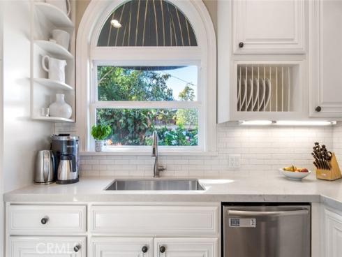 1025  Van Dyke   Drive, Laguna Beach, CA