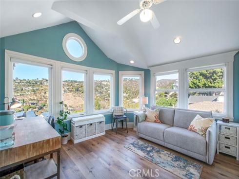 1025  Van Dyke   Drive, Laguna Beach, CA