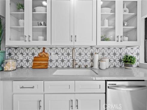 1077  Tia Juana   Street, Laguna Beach, CA