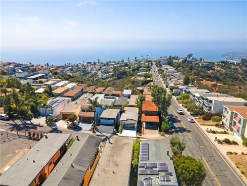 1077  Tia Juana   Street, Laguna Beach, CA