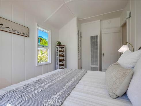 464  Agate  A-B  Street, Laguna Beach, CA