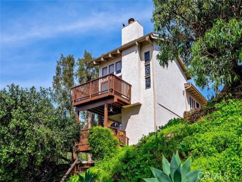 421  Loma Terrace  , Laguna Beach, CA