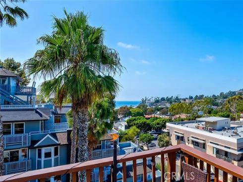 421  Loma Terrace  , Laguna Beach, CA