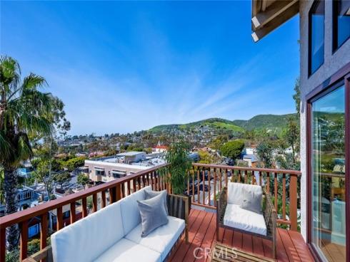 421  Loma Terrace  , Laguna Beach, CA