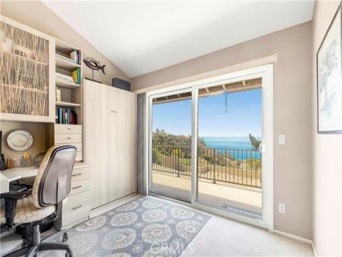 480  Nyes   Place, Laguna Beach, CA