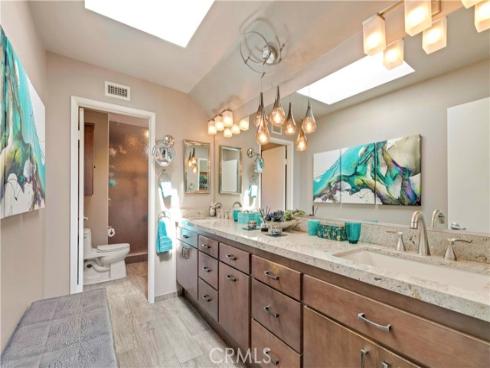 480  Nyes   Place, Laguna Beach, CA