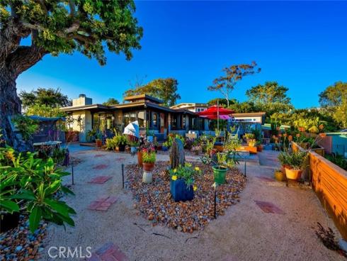 1687  Temple Hills   Drive, Laguna Beach, CA