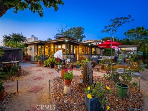 1687  Temple Hills   Drive, Laguna Beach, CA