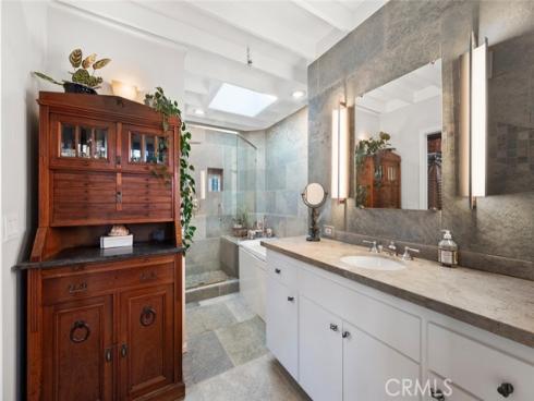 1687  Temple Hills   Drive, Laguna Beach, CA