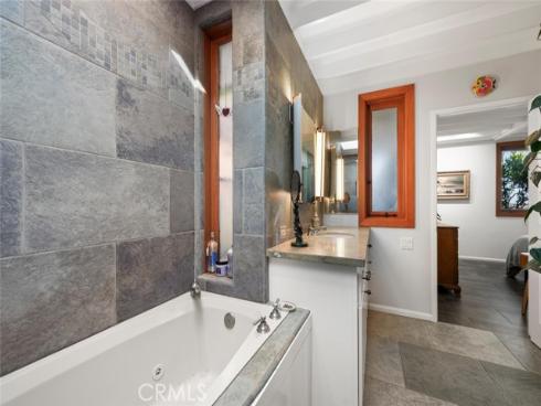 1687  Temple Hills   Drive, Laguna Beach, CA