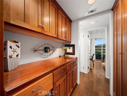 1687  Temple Hills   Drive, Laguna Beach, CA