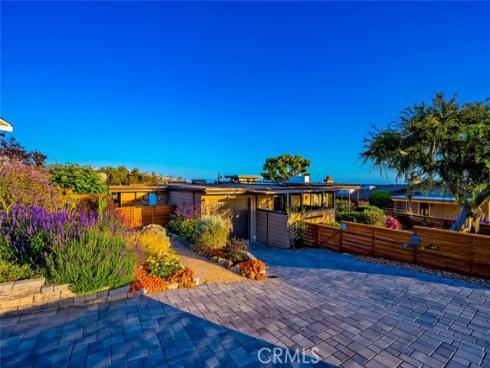 1687  Temple Hills   Drive, Laguna Beach, CA