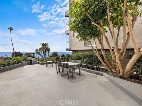 520 Cliff 304 Drive, Laguna Beach, CA