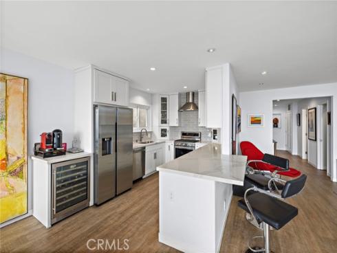 520 Cliff 304 Drive, Laguna Beach, CA