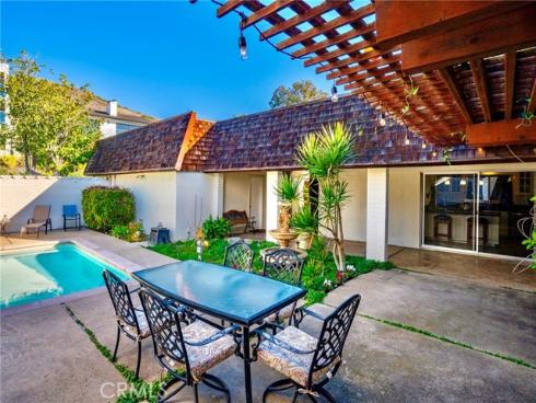 481  Dartmoor   Street, Laguna Beach, CA