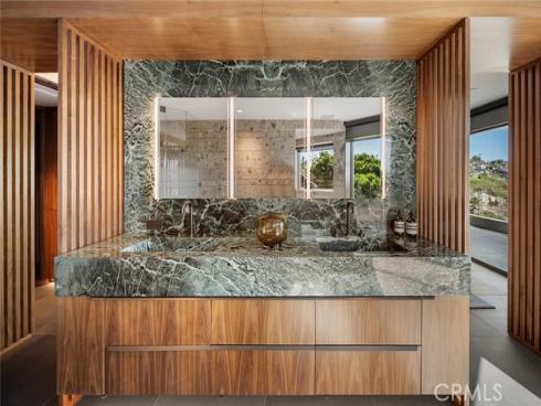 3  N La Senda  , Laguna Beach, CA