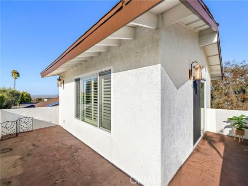 3030  Mountain View Dr  , Laguna Beach, CA