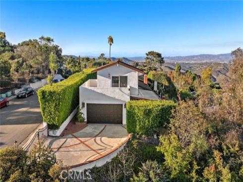 3030  Mountain View Dr  , Laguna Beach, CA