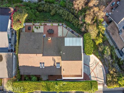 3030  Mountain View Dr  , Laguna Beach, CA