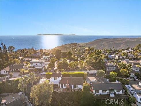 3030  Mountain View Dr  , Laguna Beach, CA