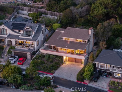 7 N Vista De La Luna  , Laguna Beach, CA