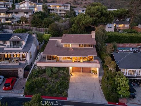 7 N Vista De La Luna  , Laguna Beach, CA