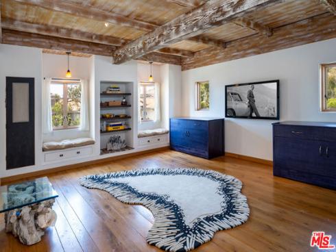 791  Nyes   Place, Laguna Beach, CA