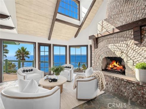 31971  Coast Hwy  , Laguna Beach, CA