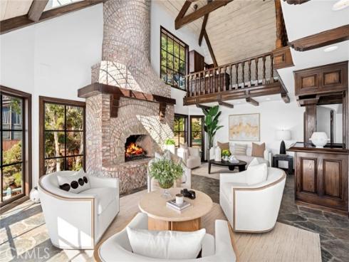 31971  Coast Hwy  , Laguna Beach, CA