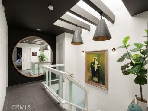 1337  Gaviota Dr  , Laguna Beach, CA