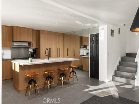 1337  Gaviota Dr  , Laguna Beach, CA