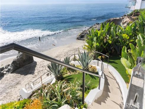 1337  Gaviota Dr  , Laguna Beach, CA