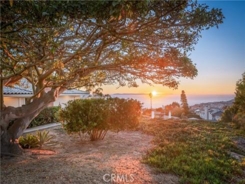 2867  Chateau   Way, Laguna Beach, CA
