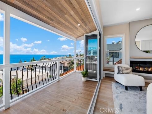 2961  Rounsevel  , Laguna Beach, CA