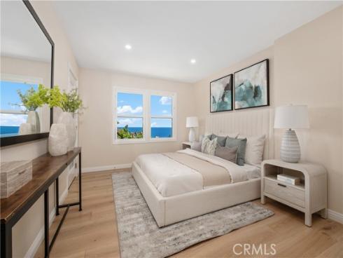 2961  Rounsevel  , Laguna Beach, CA