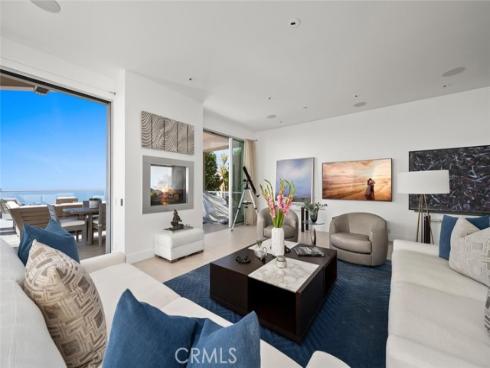 2300  Crestview  , Laguna Beach, CA