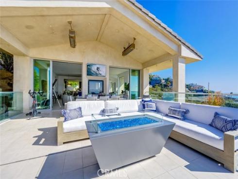 2300  Crestview  , Laguna Beach, CA
