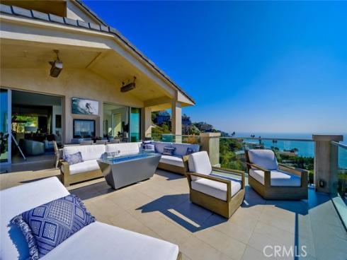 2300  Crestview  , Laguna Beach, CA