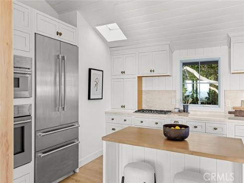 31927  Hayes   Place, Laguna Beach, CA