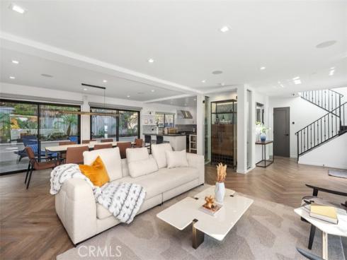 2870  Zell   Drive, Laguna Beach, CA