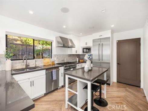 2870  Zell   Drive, Laguna Beach, CA