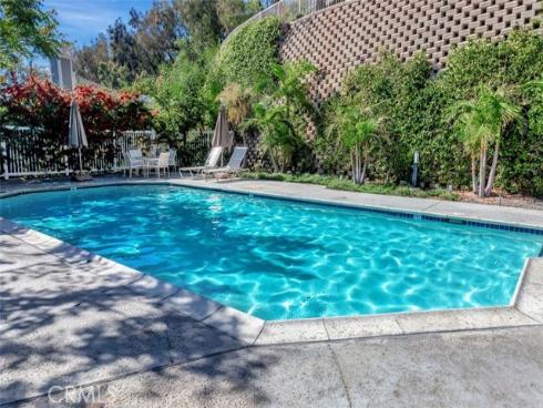 102  Santa Rosa   Court, Laguna Beach, CA