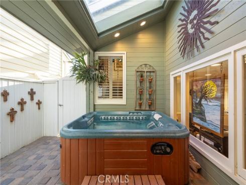 32006  Sunset Avenue  , Laguna Beach, CA