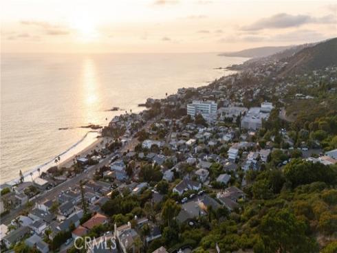 32006  Sunset Avenue  , Laguna Beach, CA