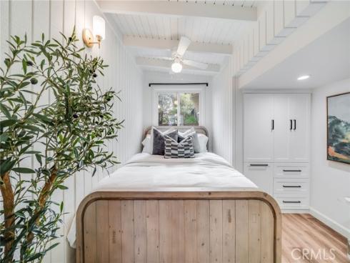 358  Flora  , Laguna Beach, CA