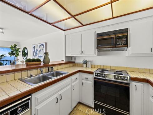 31423  Coast Hwy  18 , Laguna Beach, CA