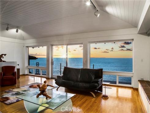 98  S La Senda Dr  , Laguna Beach, CA