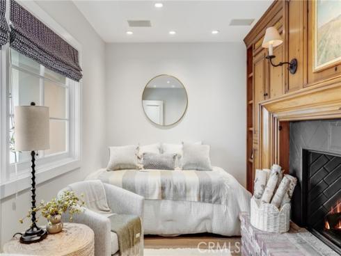 360  Diamond  , Laguna Beach, CA