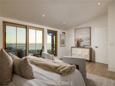 1015  Madison   Place, Laguna Beach, CA